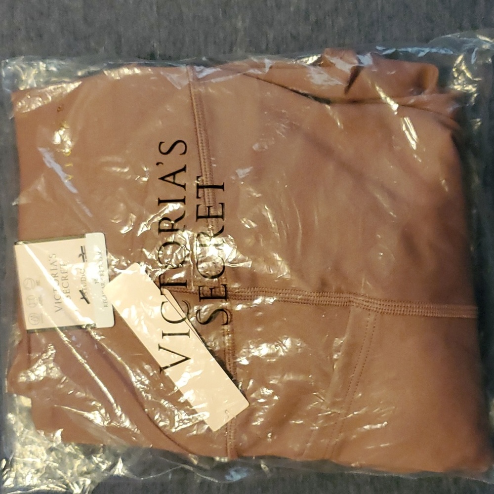 Victoria's Secret Size 10 Vintage Rose High Rise Leggings with Pockets